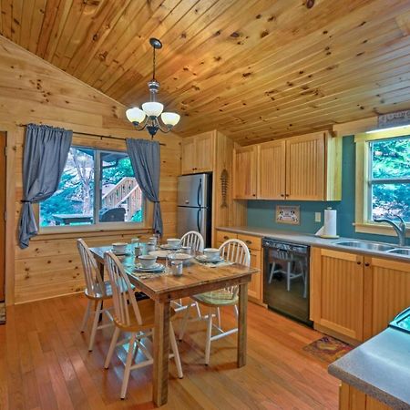 Bryson City Cabin With Fire Pit On Coopers Creek! Экстерьер фото