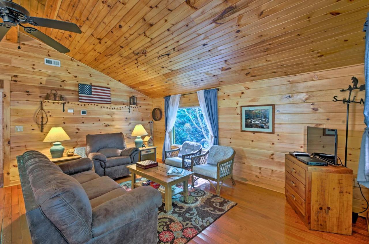 Bryson City Cabin With Fire Pit On Coopers Creek! Экстерьер фото